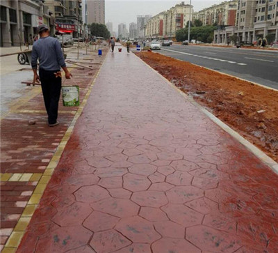 HB-53常德壓花地面材料價格解析與地坪材料研發(fā)趨勢